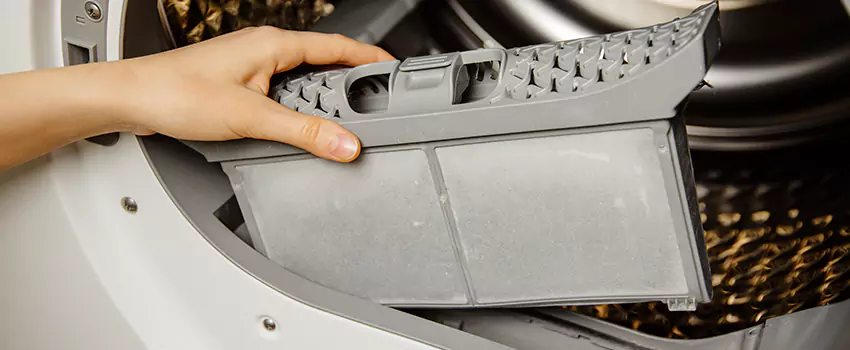 Signs Of A Clogged Dryer Lint Trap in Bay Point, California